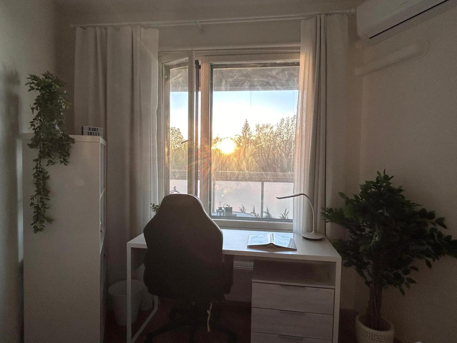 Stella'S Apartment - City Center - Free Secure Parking - Big Sun Terrace - Air Conditioning - Wifi - Tram To The Tallinn Bus Station And Old Town Eksteriør billede