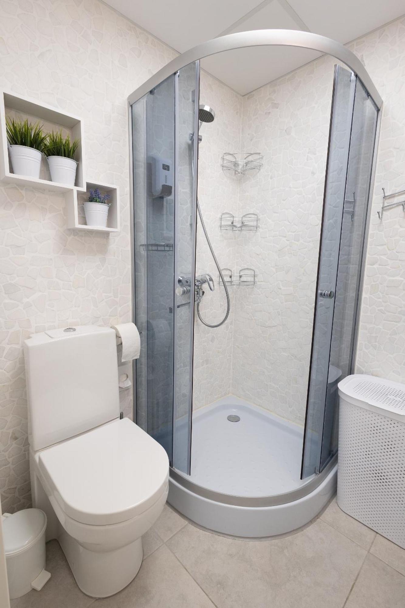 Stella'S Apartment - City Center - Free Secure Parking - Big Sun Terrace - Air Conditioning - Wifi - Tram To The Tallinn Bus Station And Old Town Eksteriør billede
