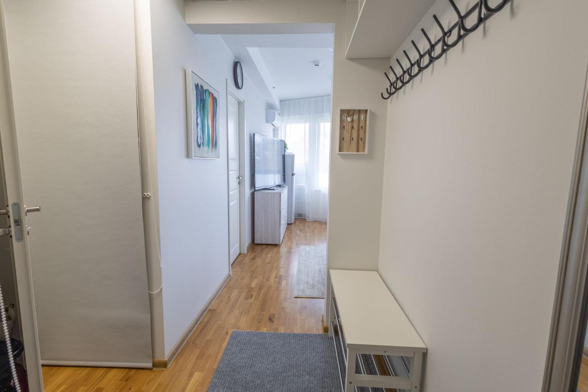 Stella'S Apartment - City Center - Free Secure Parking - Big Sun Terrace - Air Conditioning - Wifi - Tram To The Tallinn Bus Station And Old Town Eksteriør billede