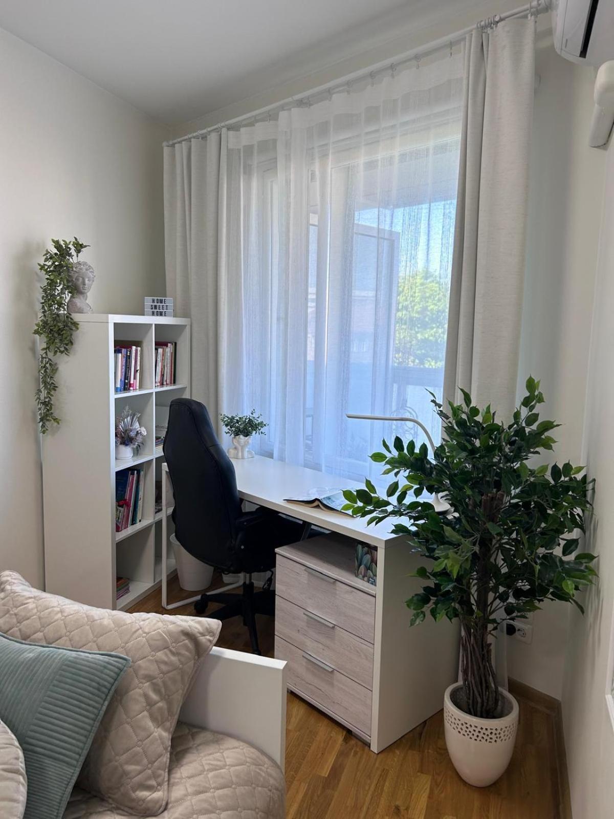 Stella'S Apartment - City Center - Free Secure Parking - Big Sun Terrace - Air Conditioning - Wifi - Tram To The Tallinn Bus Station And Old Town Eksteriør billede