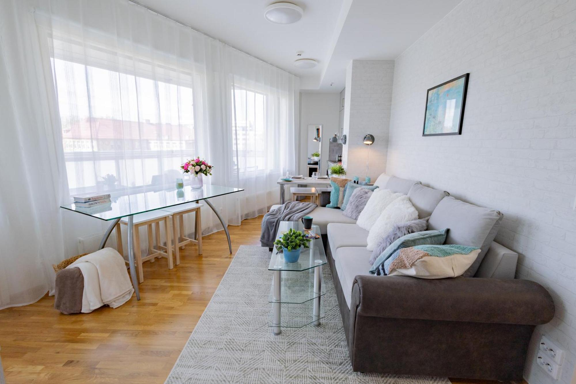 Stella'S Apartment - City Center - Free Secure Parking - Big Sun Terrace - Air Conditioning - Wifi - Tram To The Tallinn Bus Station And Old Town Eksteriør billede